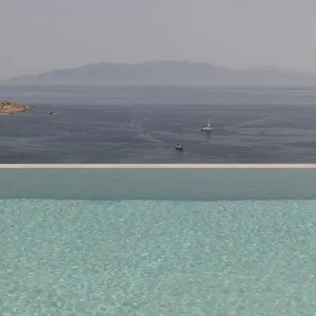 Calma Mykonos 아파트 *