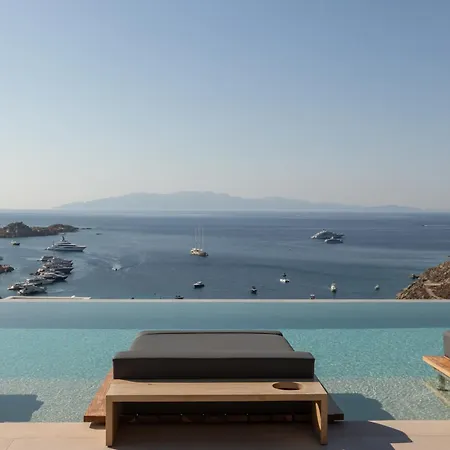Calma Mykonos